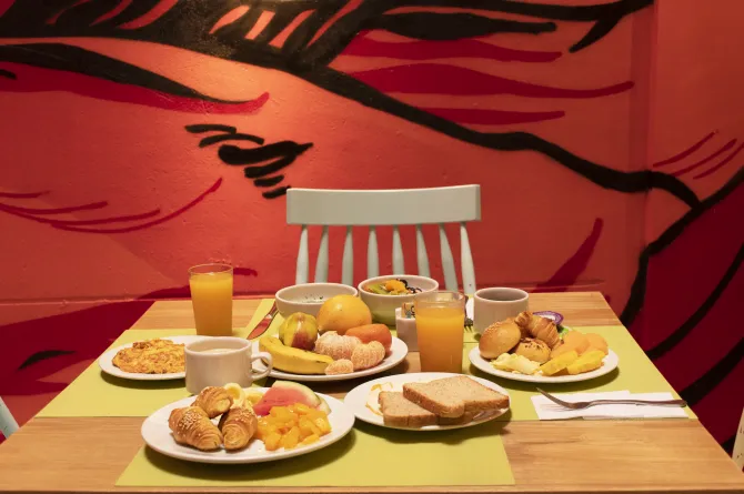 Desayuno bufet de hotel